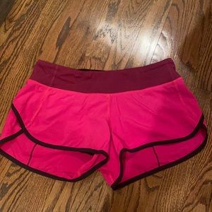 Lulu lemon pink short